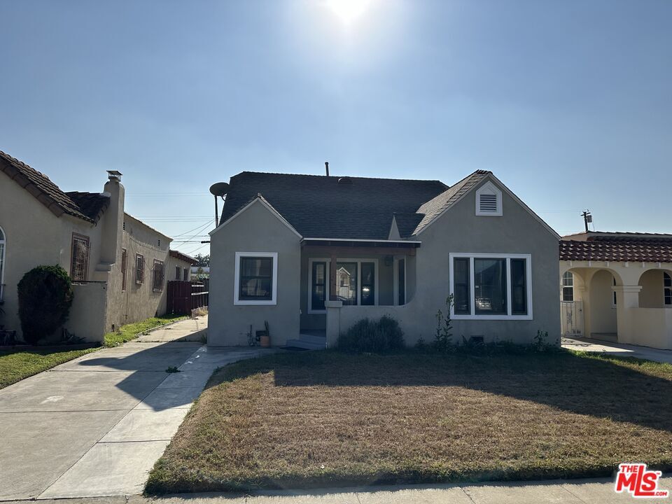 Primary Photo - 2124 W 84th Pl