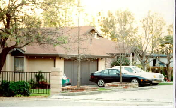 Building Photo - 673-681 Overhill Dr