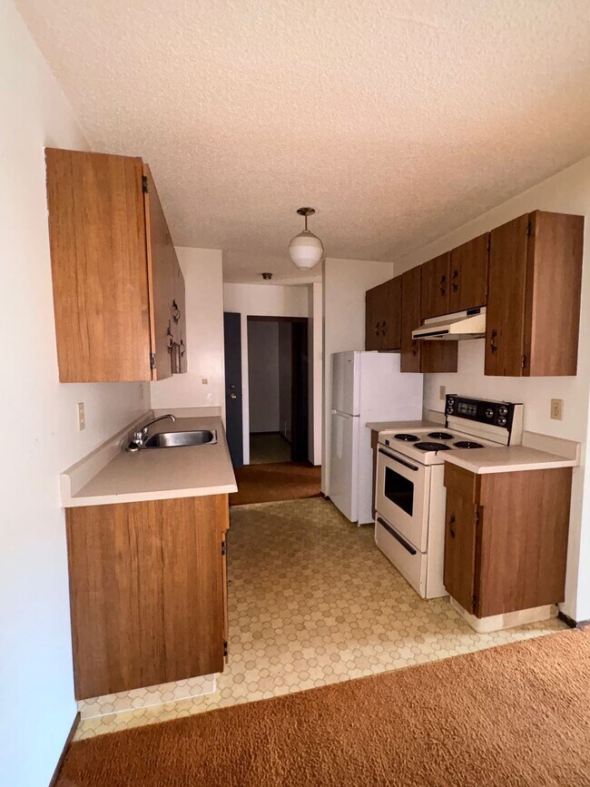 Photo du bâtiment - 1 Bed 1 Bath Unit in Rocky Mountain House, AB