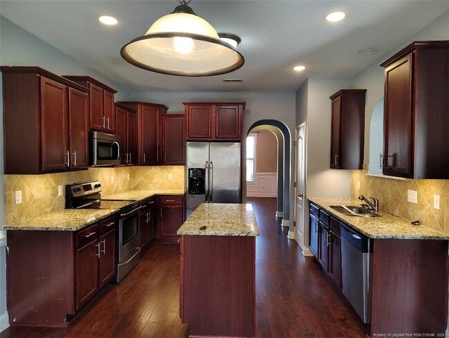 Building Photo - 269 Fountain Grove Dr