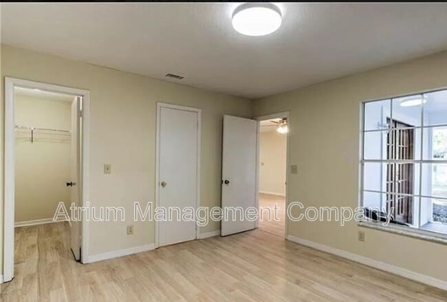 Building Photo - 2013 E Jefferson St