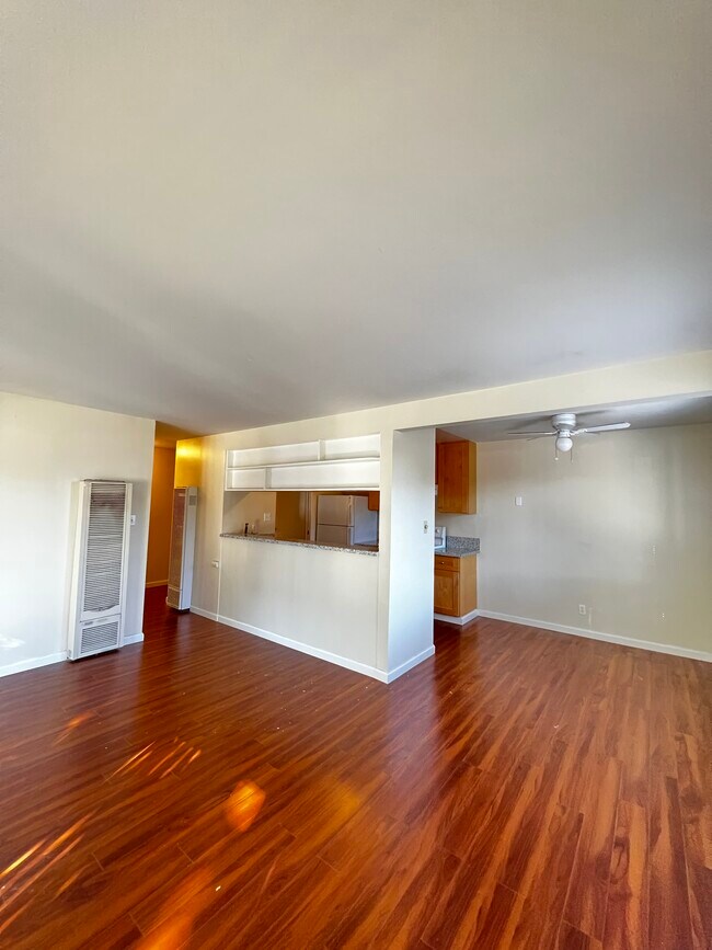 Foto del edificio - 2157 Carlmont Dr