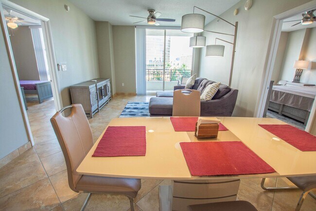 Foto del edificio - 550 Okeechobee Blvd