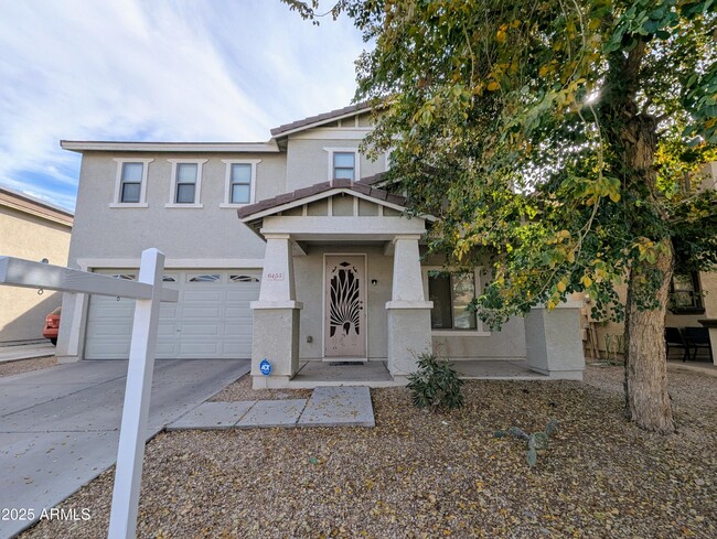 Foto del edificio - 6455 W Orchid Ln
