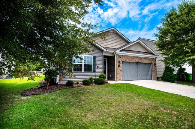 Building Photo - 417 Ginger Dr