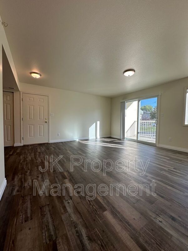 Foto del edificio - 1210 5th St S