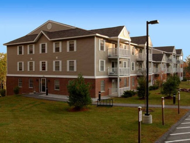 Building Photo - 59 Ponemah Hill Milford