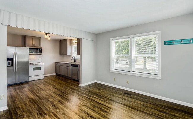 Foto del edificio - 757 Delrose 1 Bedroom