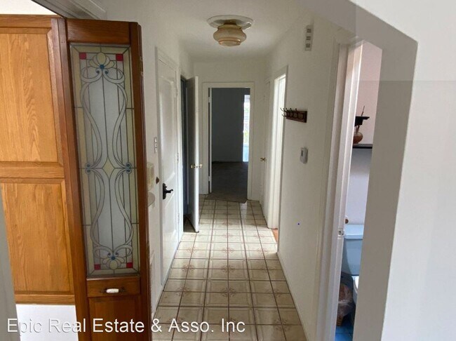 Foto del edificio - 4 br, 3 bath House - 42 Staples Ave