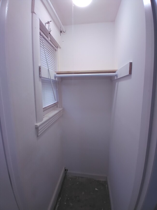 Building Photo - 46 Hornsby St