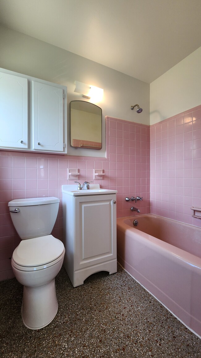 Foto del edificio - 2707 NE 32nd St