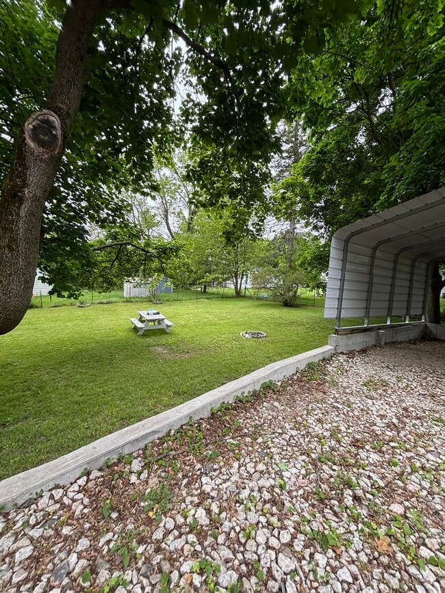 Foto del edificio - 1214 S Eaton St