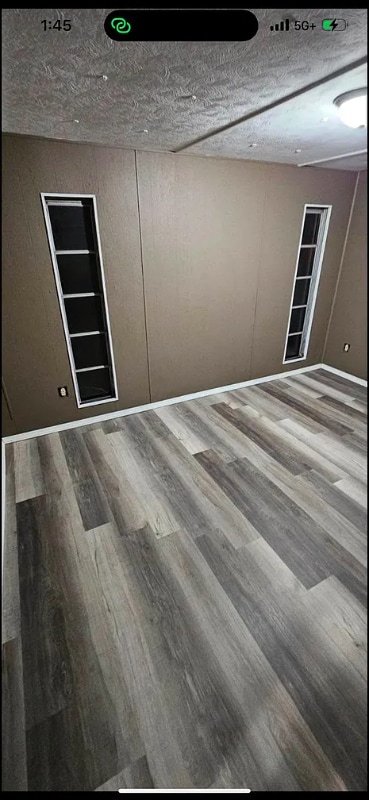 Foto del edificio - 4720 Ellsworth Ln