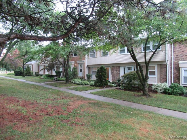 Foto del edificio - 1555 Brentwood