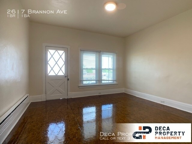Building Photo - 1 Bedroom House