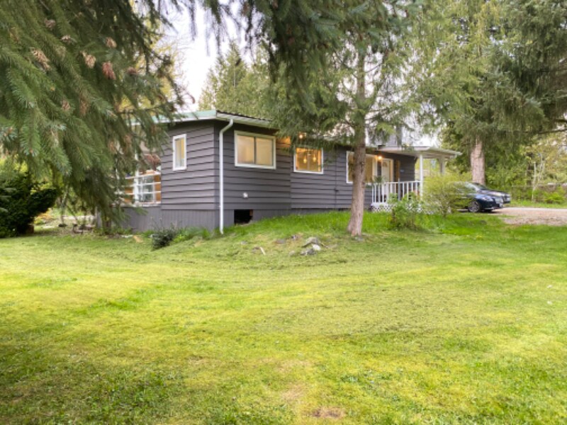 8534 Lusk Rd, Concrete, WA 98237 House for Rent in Concrete, WA