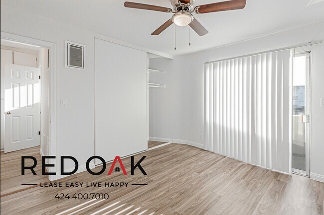 Foto del edificio - 11621 Sylvan St