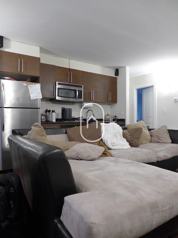 Foto del edificio - 23 E Concord St