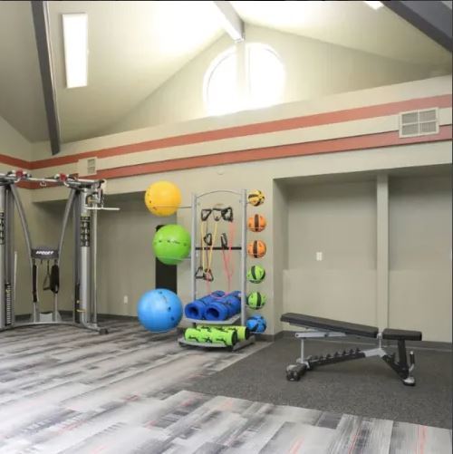 Gym - 4848 El Cemonte Ave