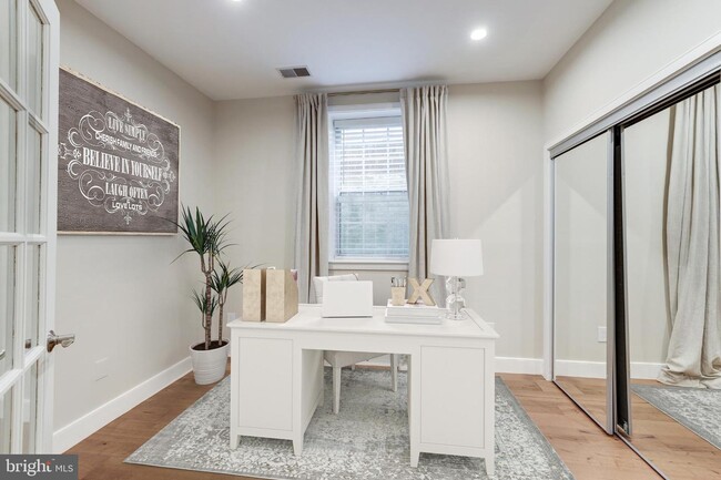 Building Photo - 11307 Sundial Ct