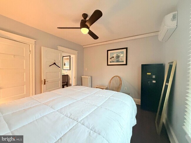 Foto del edificio - 3119 South Dakota Ave NE