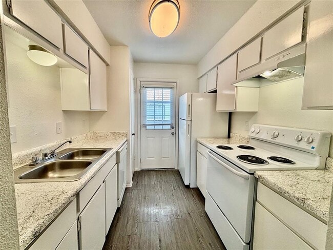 Foto del edificio - 6500 W 43rd St