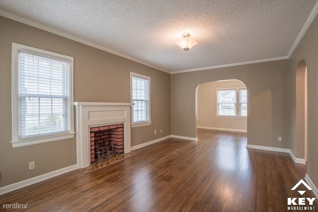 Building Photo - 2 br, 1 bath House - 420 S Clifton Ave