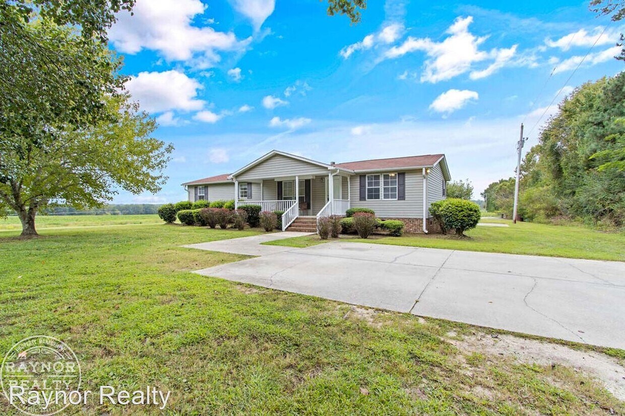 Primary Photo - 3 br, 2 bath House - 673 Peach Orchard Rd