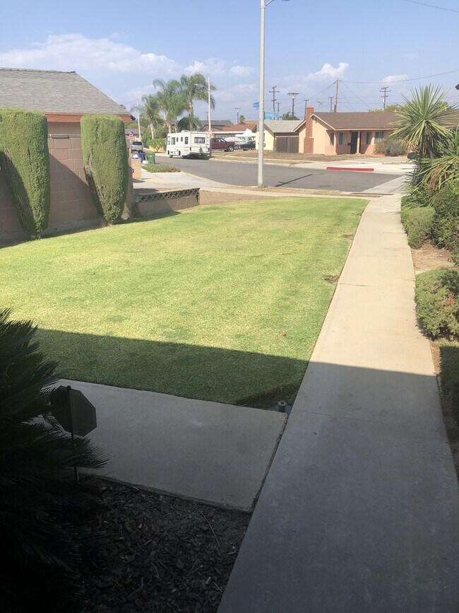 Foto del edificio - 502 E Newfield St