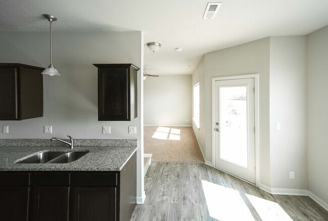 Foto del interior - Village at The Grove Townhomes