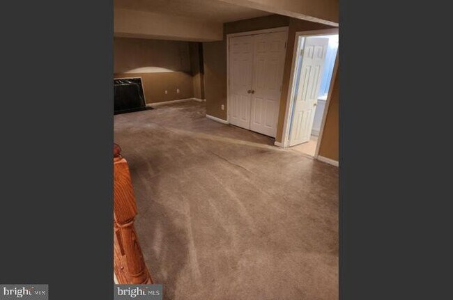 Foto del edificio - 14729 Flower Hill Dr