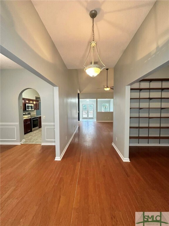 Building Photo - 132 Marsh View Dr