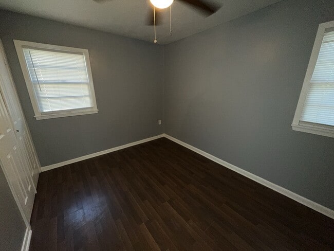 Photo - 2732 Woodside Dr House