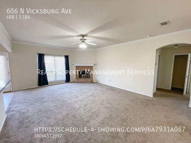 Foto del edificio - Gorgeous 4 Bedroom, 3.5 Bath NW Lubbock