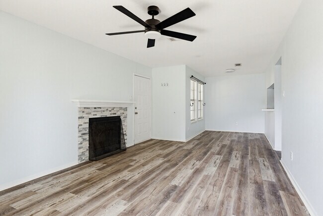 Foto del edificio - 14343 Judson Rd