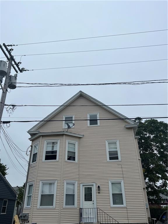 11 Garfield St Unit 2, North Providence, RI 02904 Room for Rent in