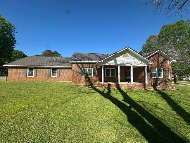 Building Photo - 4115 AL-9