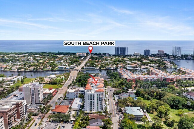 Building Photo - 485 E Royal Palm Rd