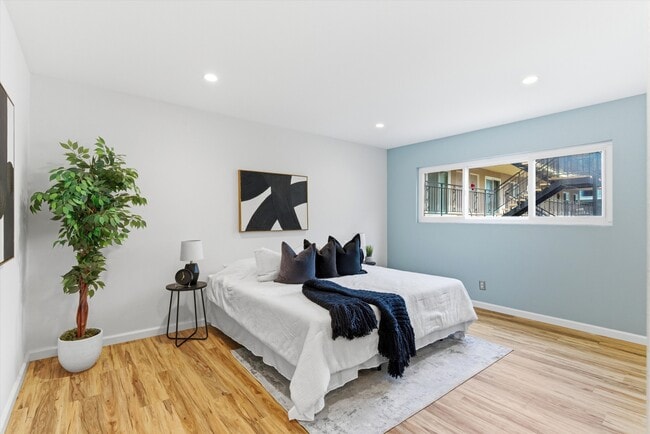 Foto del edificio - 3609 E 2nd St