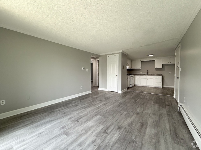 Building Photo - 44 Delmont St