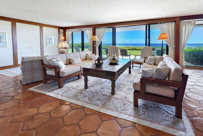 Building Photo - 2600 S Ocean Blvd