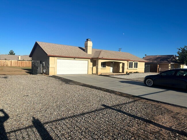 Foto del edificio - Charming 4 Bedroom Single Family Home for ...