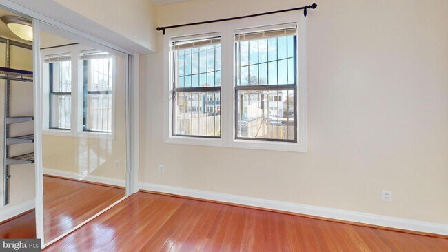 Foto del edificio - 315 Evarts St NE