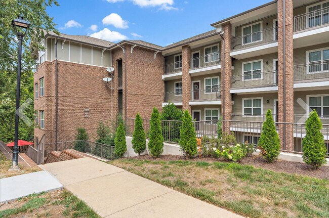 Foto del edificio - 2310 Elliott Ave