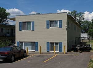 Building Photo - Hat House Apartments