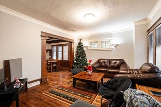 Building Photo - 3306 N Oakland Ave