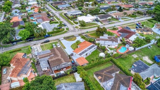 Foto del edificio - 1230 SW 86th Ct