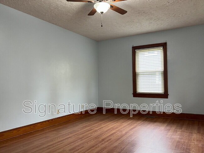 Foto del edificio - 335 Linden Ave
