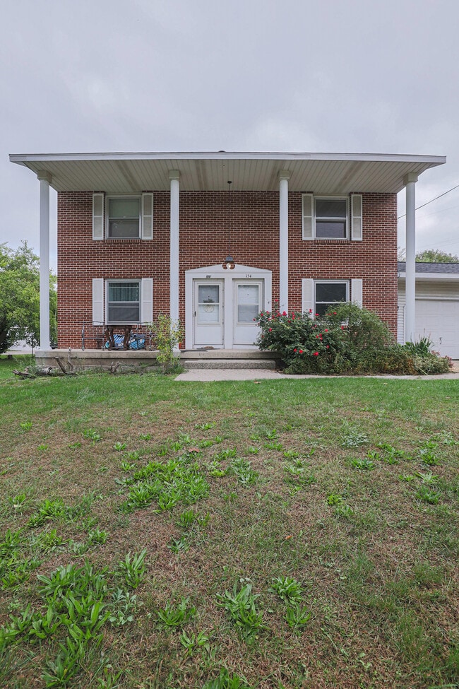 Building Photo - 156 Sluyter St SE