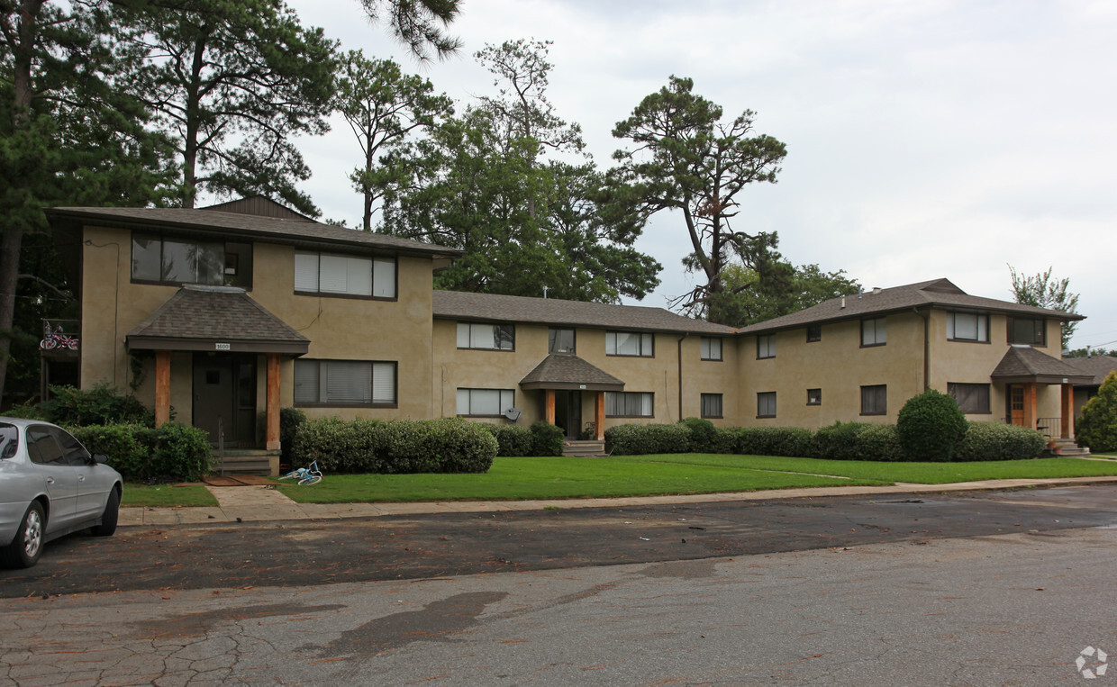 Manhattan Apartments Apartments in Homewood, AL